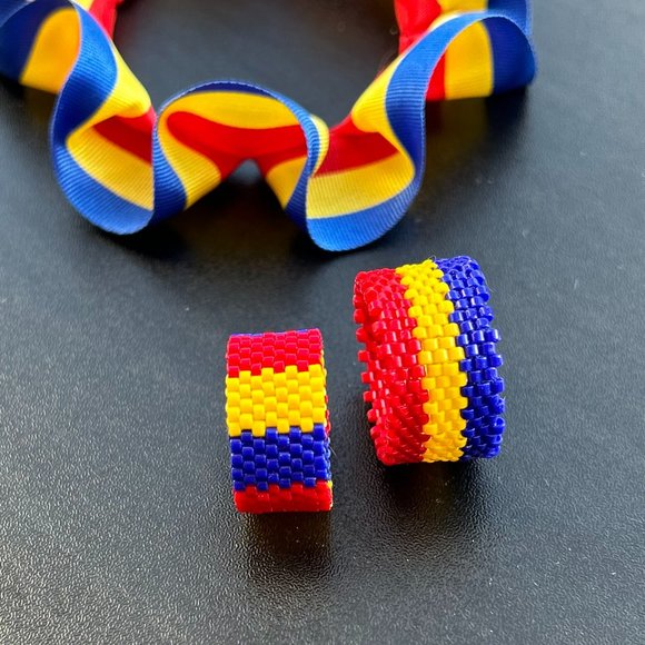 Romania Flag Color Ring, Colombia Beaded Jewelry, Minimalist Ring, Metal Free - Picture 6 of 7